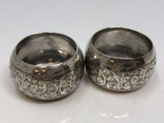 A pair of antique silver napkin rings CONDITION REPORT: 45.