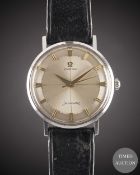 A GENTLEMAN'S STAINLESS STEEL OMEGA SEAMASTER AUTOMATIC WRIST WATCH CIRCA 1960s, WITH 