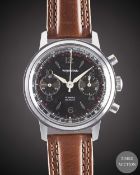 A GENTLEMAN'S WAKMANN CHRONOGRAPH WRIST WATCH CIRCA 1960s, WITH GLOSS BLACK DIAL Movement: 17J,