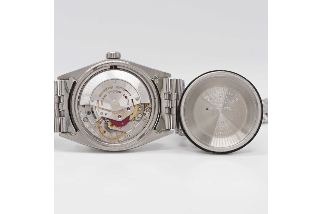 A GENTLEMAN'S STAINLESS STEEL ROLEX OYSTER PERPETUAL DATEJUST BRACELET WATCH CIRCA 1971, REF. 1603 - Image 9 of 11