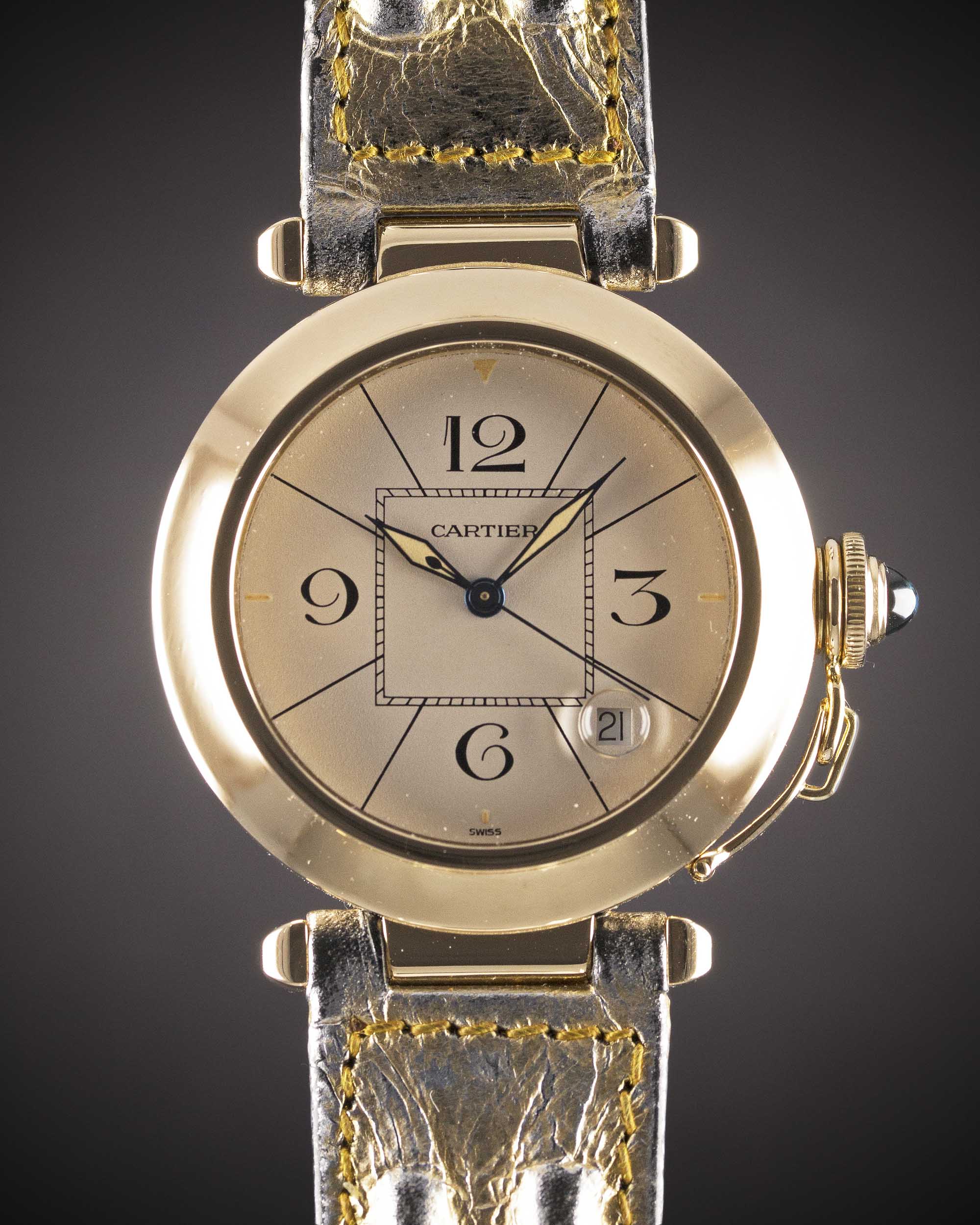 A GENTLEMAN'S SIZE 18K SOLID GOLD CARTIER PASHA AUTOMATIC WRIST WATCH CIRCA 1990s, REF. 1989