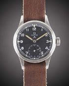 A GENTLEMAN'S STAINLESS STEEL BRITISH MILITARY OMEGA W.W.W. WRIST WATCH CIRCA 1945, PART OF THE 