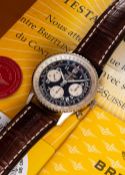 A GENTLEMAN'S 18K SOLID WHITE GOLD BREITLING CHRONOMETRE NAVITIMER CHRONOGRAPH WRIST WATCH DATED