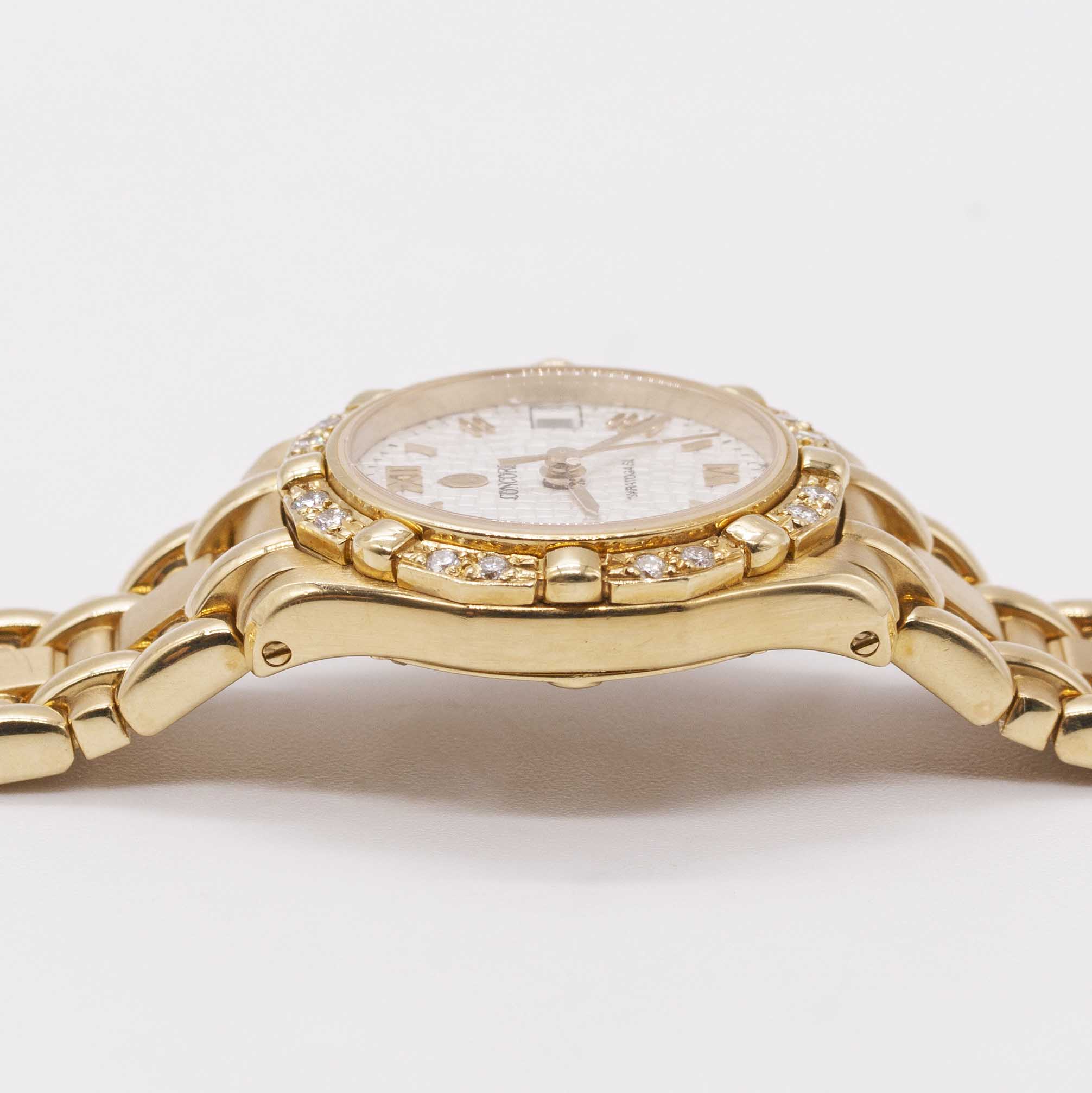 A LADIES 18K SOLID YELLOW GOLD & DIAMOND CONCORD SARATOGA SL BRACELET WATCH CIRCA 1990s, REF. 51- - Image 8 of 9