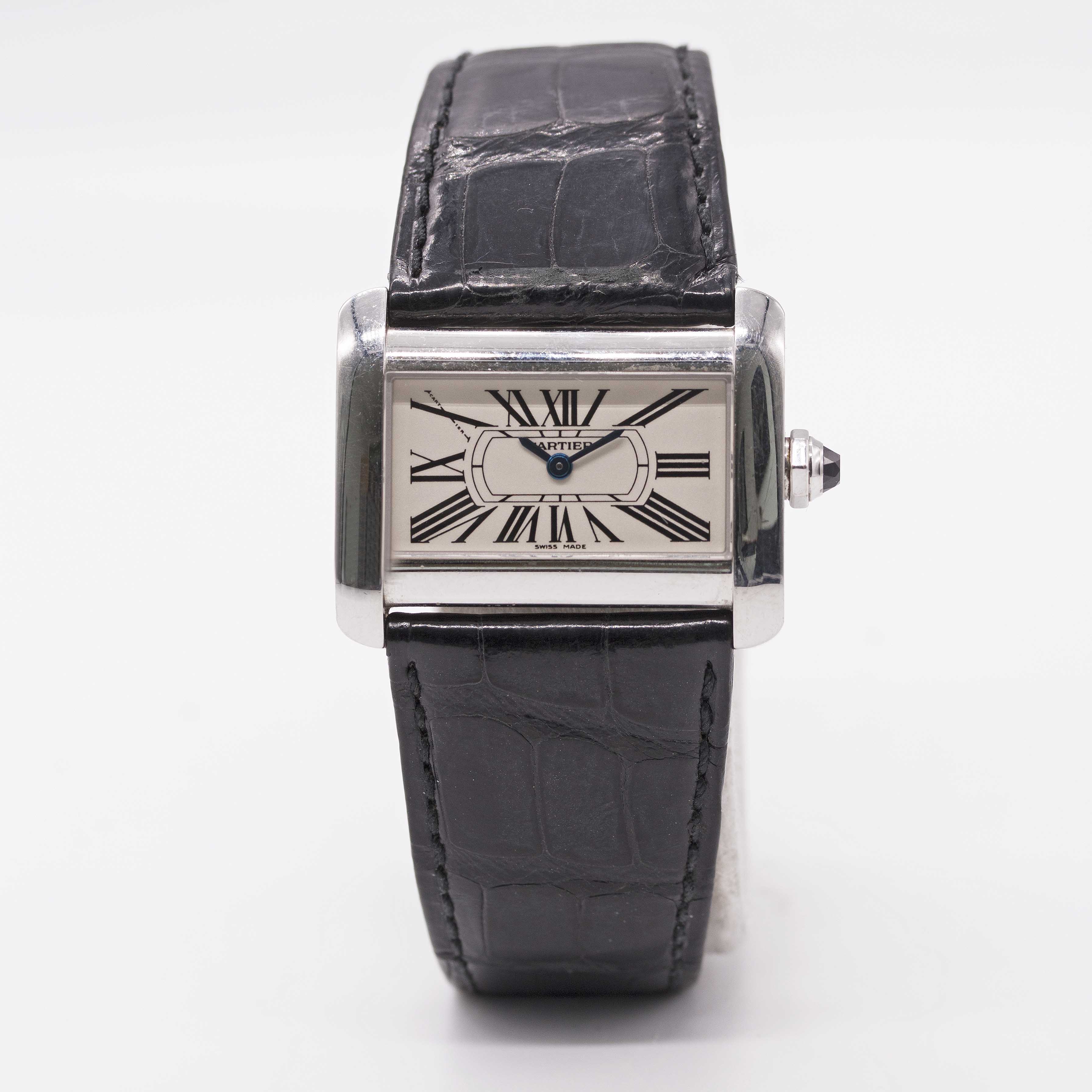 A LADIES STAINLESS STEEL CARTIER TANK DIVAN WRIST WATCH CIRCA 2005, REF. 2599 Movement: Quartz, - Image 2 of 8