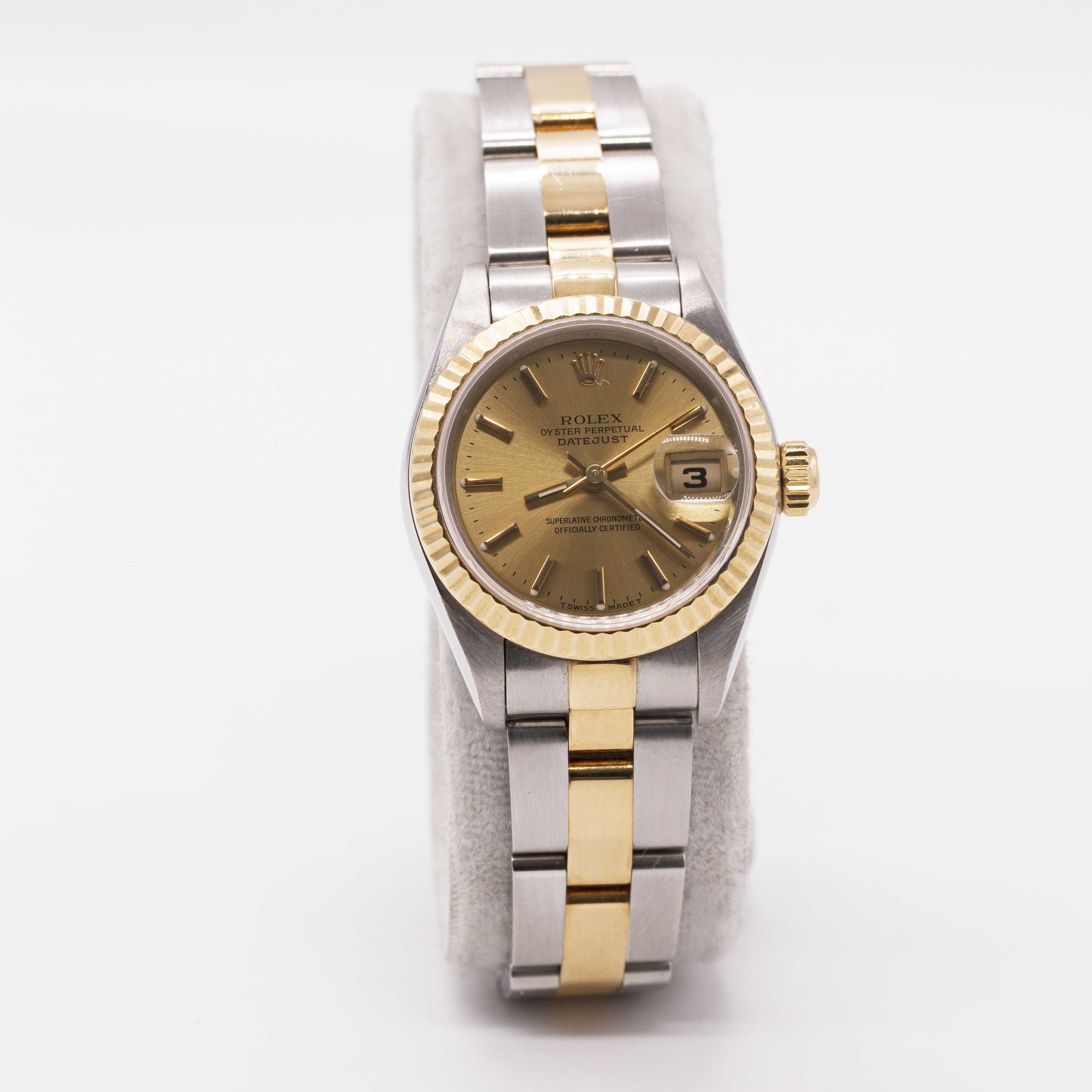 A LADIES STEEL & GOLD ROLEX OYSTER PERPETUAL DATEJUST BRACELET WATCH DATED 1998, REF. 69173 WITH - Image 4 of 8