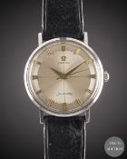 A GENTLEMAN'S STAINLESS STEEL OMEGA SEAMASTER AUTOMATIC WRIST WATCH CIRCA 1960s, WITH 