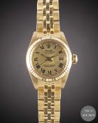 A LADIES 18K SOLID GOLD ROLEX OYSTER PERPETUAL DATEJUST BRACELET WATCH DATED 1979, REF. 6917 WITH