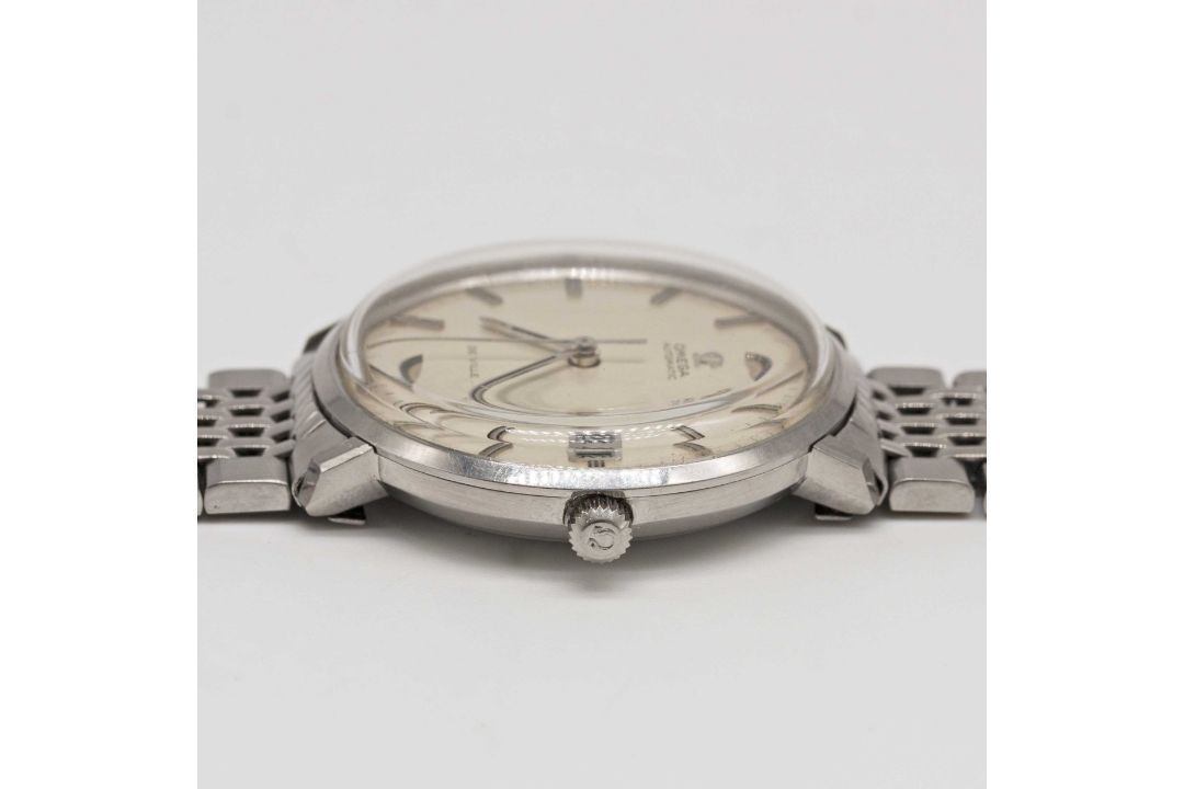 A GENTLEMAN'S STAINLESS STEEL OMEGA DE VILLE AUTOMATIC BRACELET WATCH CIRCA 1970, WITH BRUSHED - Image 7 of 8