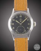 A GENTLEMAN'S STAINLESS STEEL BRITISH MILITARY OMEGA W.W.W. WRIST WATCH CIRCA 1945, PART OF THE 