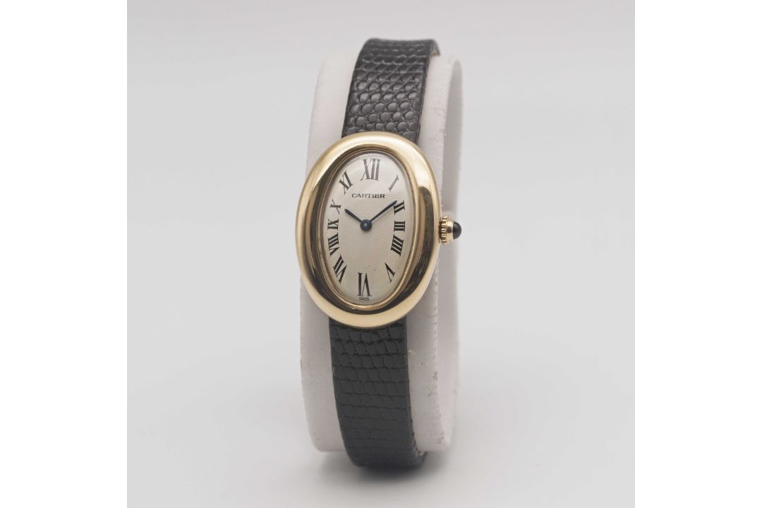 A LADIES 18K SOLID YELLOW GOLD CARTIER BAIGNOIRE WRIST WATCH CIRCA 1990s Movement: Quartz, signed - Image 4 of 8