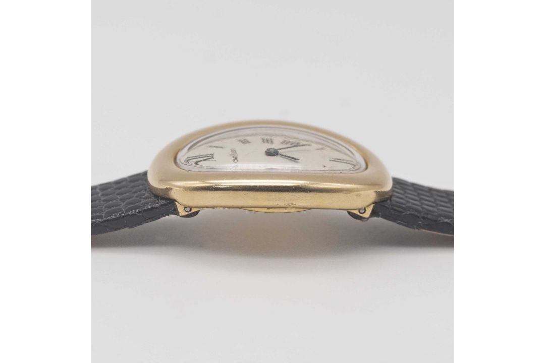 A LADIES 18K SOLID YELLOW GOLD CARTIER BAIGNOIRE WRIST WATCH CIRCA 1990s Movement: Quartz, signed - Image 8 of 8