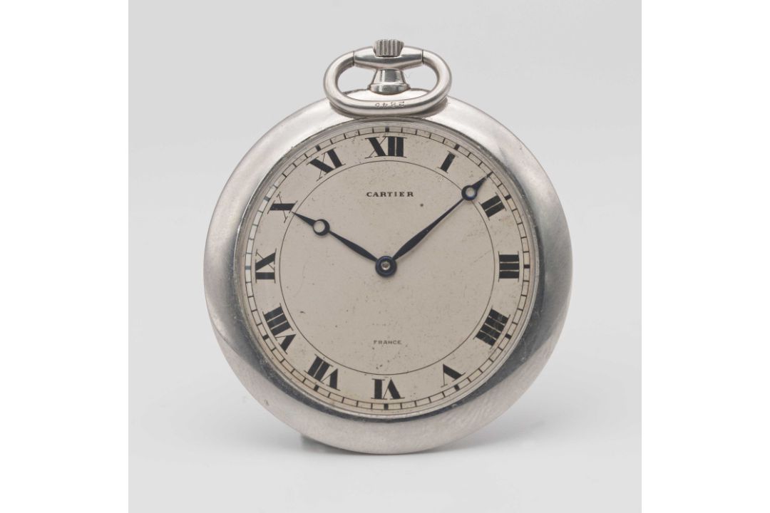 A GENTLEMAN'S PLATINUM CARTIER PARIS POCKET WATCH CIRCA 1920s Movement: 19J, manual wind with 8 - Image 2 of 11