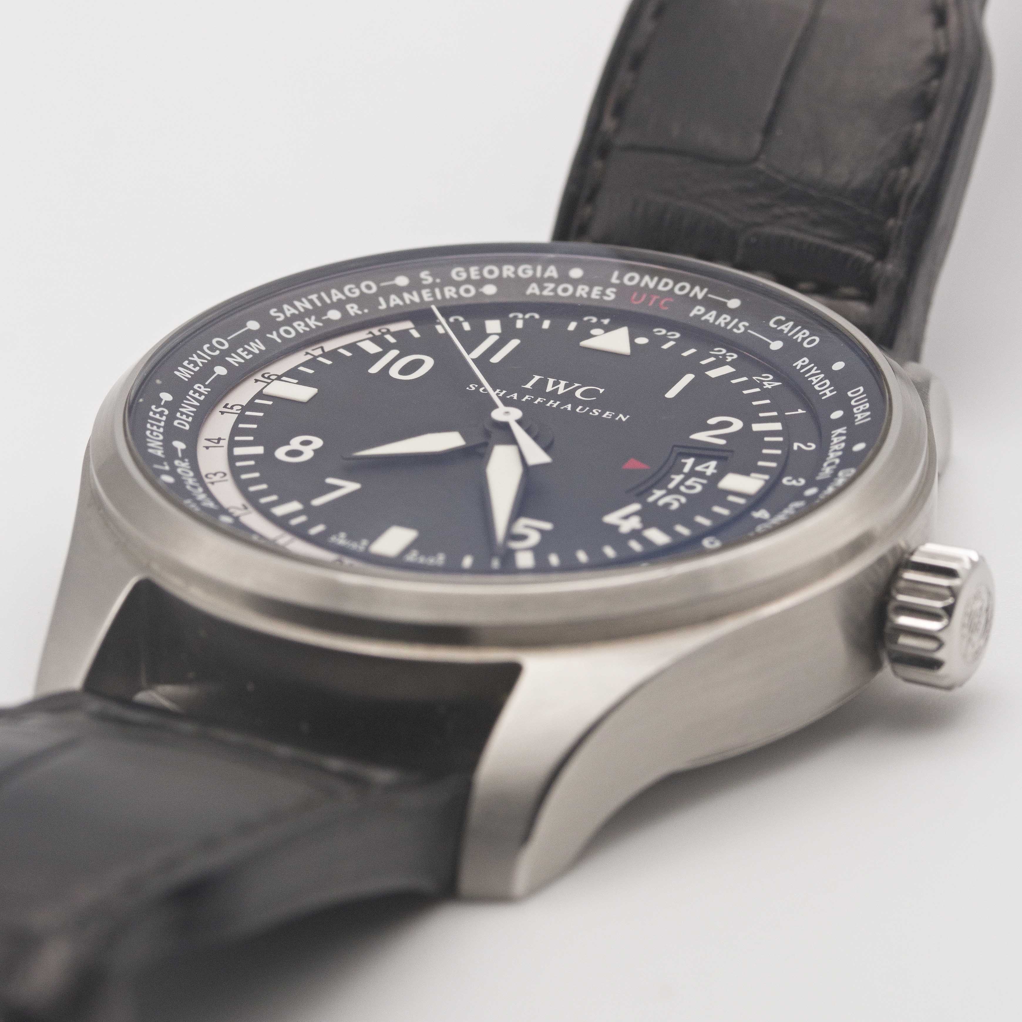 A GENTLEMAN'S STAINLESS STEEL IWC PILOTS WORLDTIMER GMT AUTOMATIC WRIST WATCH CIRCA 2014, REF. - Image 3 of 9