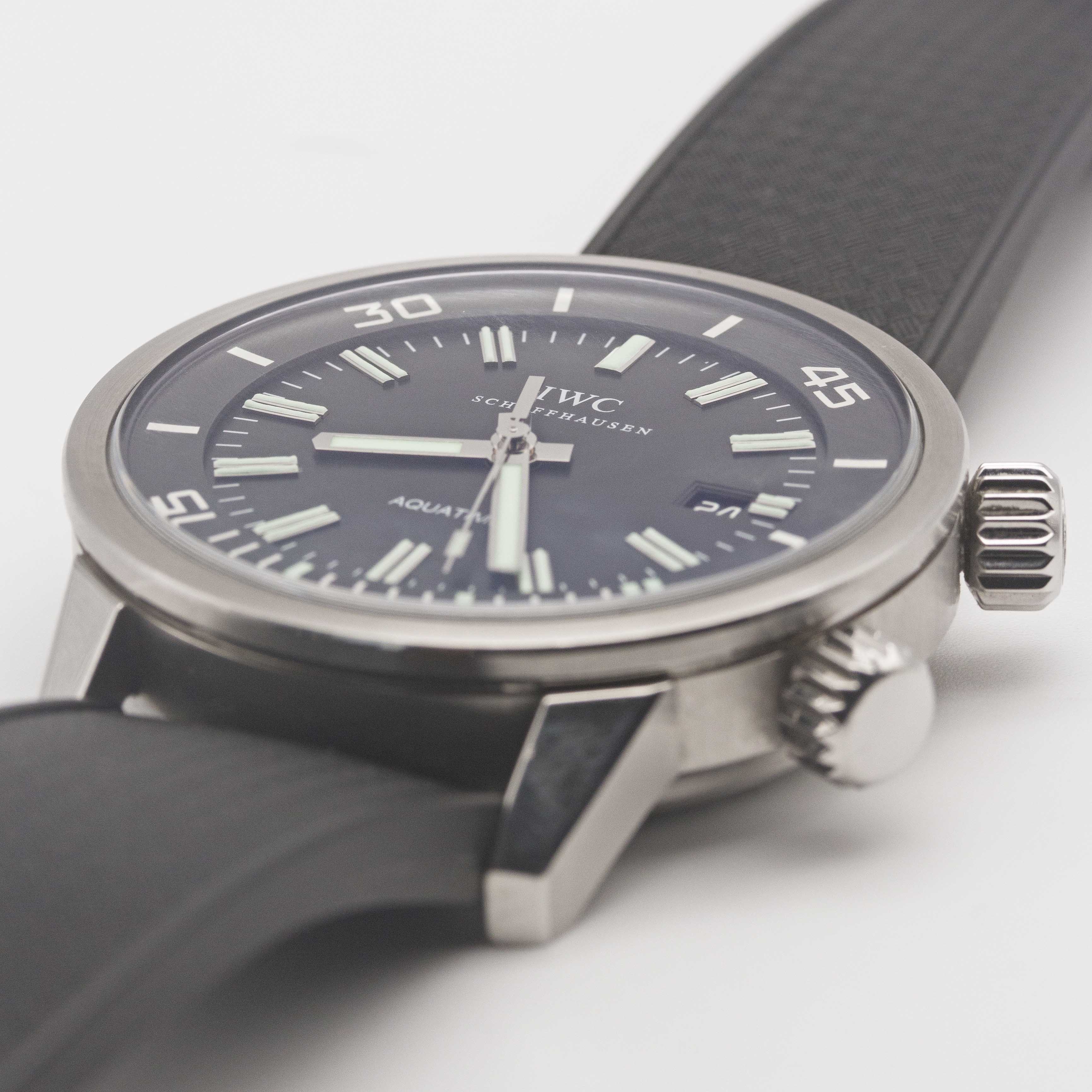 A GENTLEMAN'S STAINLESS STEEL IWC AQUATIMER VINTAGE AUTOMATIC WRIST WATCH CIRCA 2008, REF. - Image 3 of 9