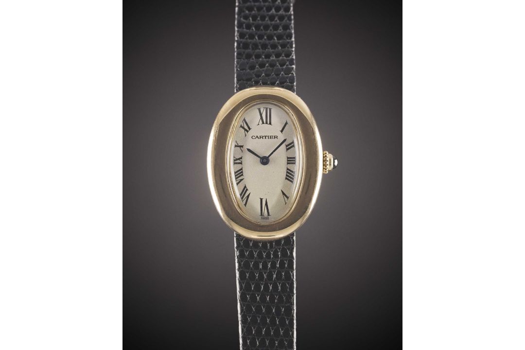 A LADIES 18K SOLID YELLOW GOLD CARTIER BAIGNOIRE WRIST WATCH CIRCA 1990s Movement: Quartz, signed - Image 1 of 8