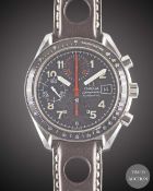 A GENTLEMAN'S STAINLESS STEEL OMEGA SPEEDMASTER AUTOMATIC CHRONOGRAPH WRIST WATCH CIRCA 1999