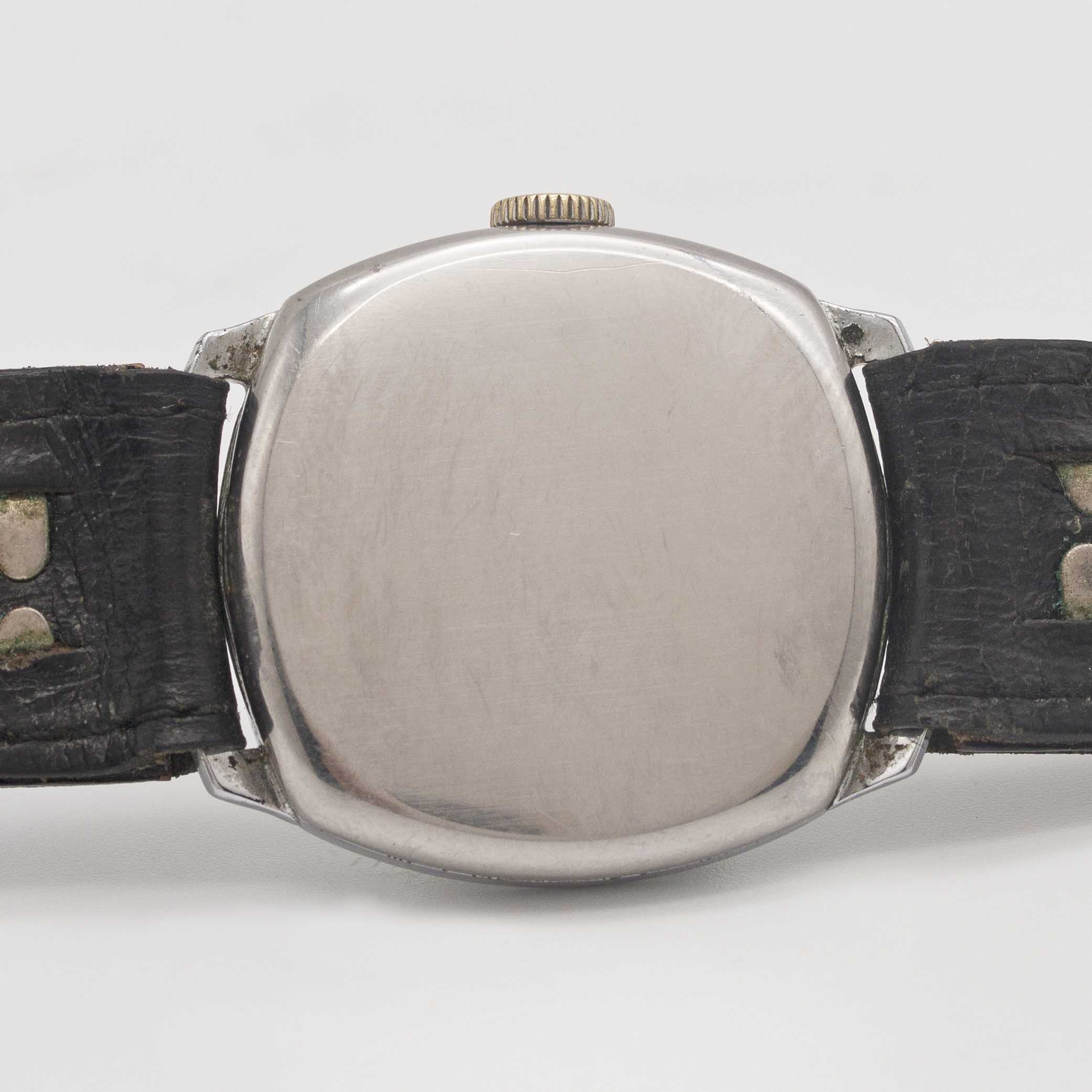 A GENTLEMAN'S ROLEX TUDOR "CUSHION" WRIST WATCH CIRCA 1950s, REF. 12102 WITH SILVER "HONEYCOMB" DIAL - Image 6 of 10
