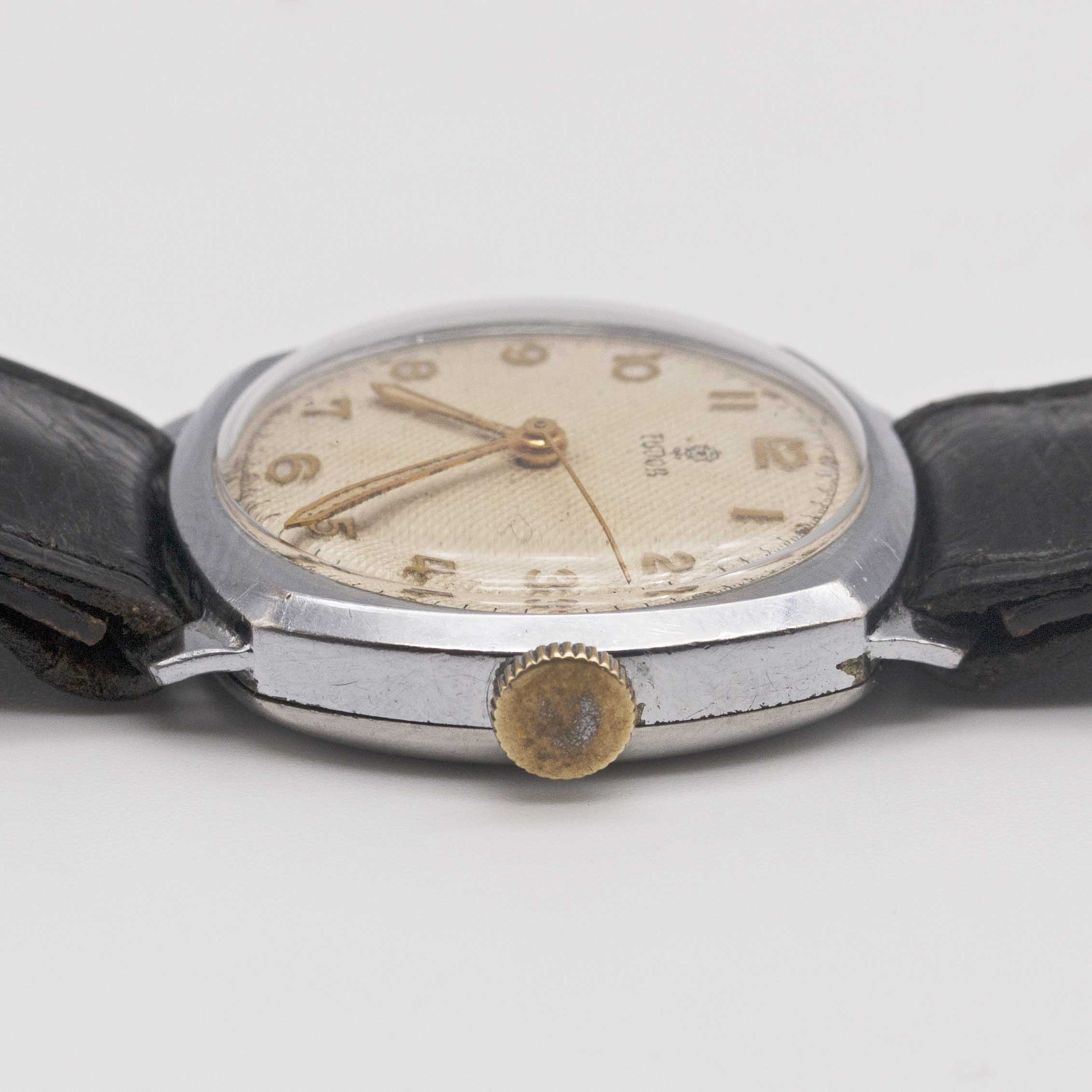 A GENTLEMAN'S ROLEX TUDOR "CUSHION" WRIST WATCH CIRCA 1950s, REF. 12102 WITH SILVER "HONEYCOMB" DIAL - Image 9 of 10