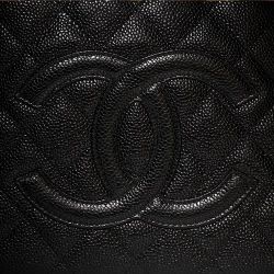 Designer Handbags, Luxury Items and Interior Design - Timed Auction