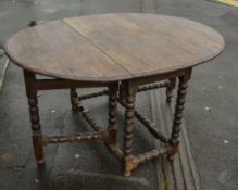 17Th Century Oak Drop-Leaf Table.