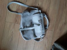 Cross body woman bag.