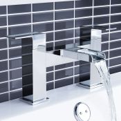(QQ61) Niagra II Waterfall Bath Mixer Taps Chrome Plated Solid Brass 1/4 turn solid brass val...