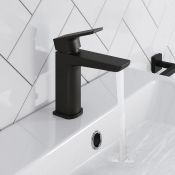 (QP205) Cube Matte Black Sink Mixer Tap Contemporary matte finish Includes drip-free ceramic ... (