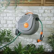 (V213) 30m Garden Hose Reel Get the garden watered quickly and easily with this auto rewind ho...