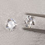 Set of 2 - 0.40 ct. Round Brilliant Diamonds I-J / SI-I
