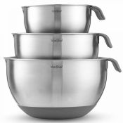 (S78) 3 Piece Mixing Bowl Set With this trio of 1.6L, 3L and 5L capacity bowls in your kitchen...