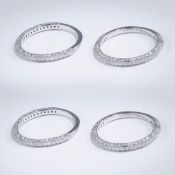 14 K / 585 Set of 4 White Gold Diamond Band Rings