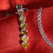 14K/585 White Gold Heart Fancy Diamond Pendant Necklace