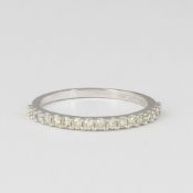 14 K / 585 White Gold Diamond Band Ring