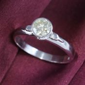 14 K / 585 White Gold Solitaire Diamond Ring