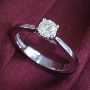 14 K / 585 White Gold Solitaire Diamond Ring