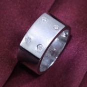 14 K / 585 White Gold Men's Diamond Ring