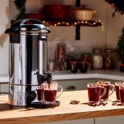 (NN125) 8L Variable Temp Catering Urn This catering urn can heat water to between 30° and 110...