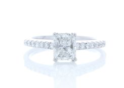 Platinum Single Stone Prong Set With Stone Set Shoulders Diamond Ring (0.92) 1.07 Carats