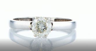 14 kt white gold ring