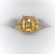 10Ct Yellow Gold Three Stone Citrine Set