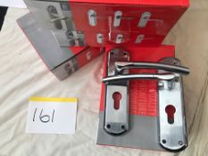 5 x Dale Hardware Delta Lock Handles