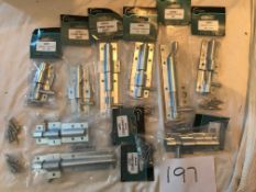 9 x Eclipse Mixed Straight Tower Bolt