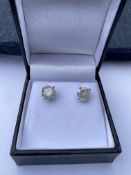 2.67 Carats Diamond Earrings