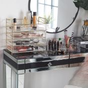 (UR134) 5 Tier Cosmetic Organiser The 5 tier display features 4 large removable drawers with c...