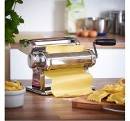 (HZ132) Manual Pasta Machine Fully and easily adjustable for different thickness of pasta as w...