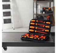 (F39) VDE Hand Tool Set Fully VDE rated 15pc set includes pliers and screwdrivers for safe and...