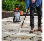 (AP273) 2200W Pressure Washer Impressive working pressure of 110 bars and 6.3 litres/min water...