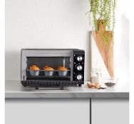 (AP261) 20L Mini Oven Make cooking easy in even the smallest spaces with this mini oven. 20L c...