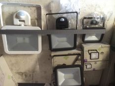 Huge job lot, approx 150 pieces new LED floodlights with/withot PIR up to 200mm